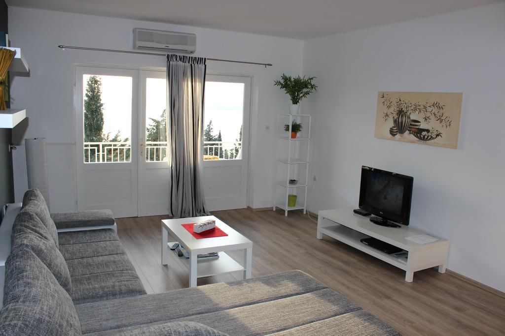 Sea View Nona Apartment Crikvenica Exterior photo